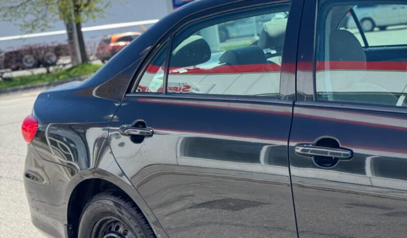 
								2013 Toyota Corolla full									