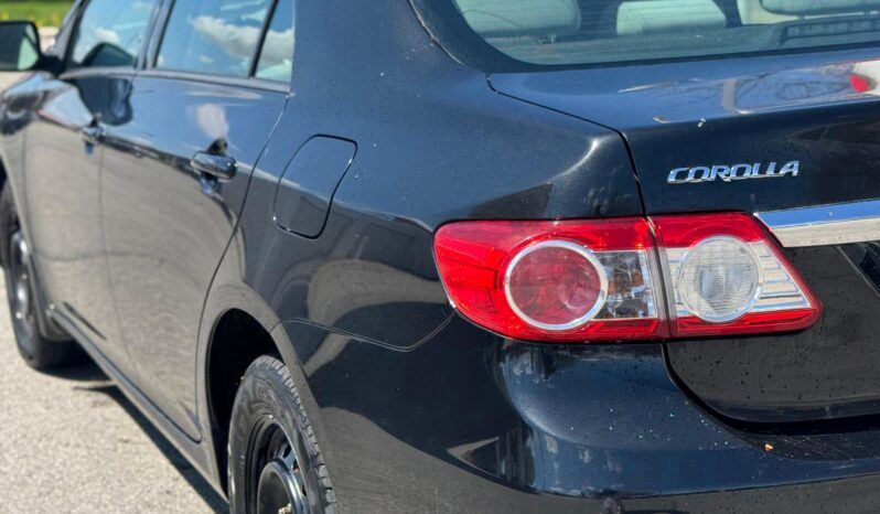 
								2013 Toyota Corolla full									