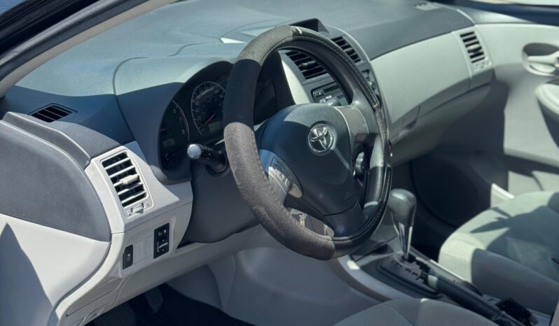 
								2013 Toyota Corolla full									