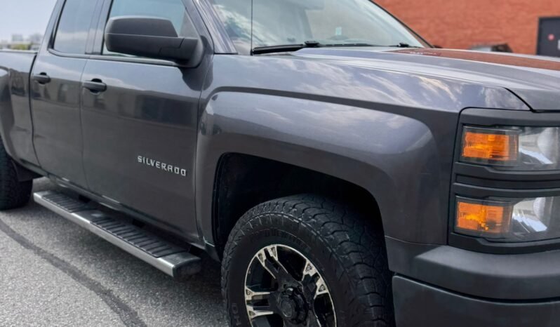 
								2014 Chevy Silverado 1500 full									