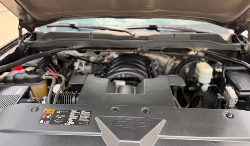 
								2014 Chevy Silverado 1500 full									