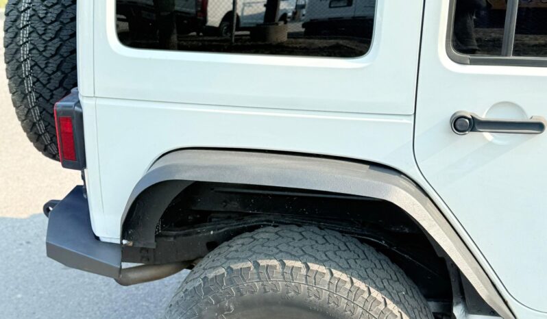 
								2013 Jeep Wrangler 4×4 full									