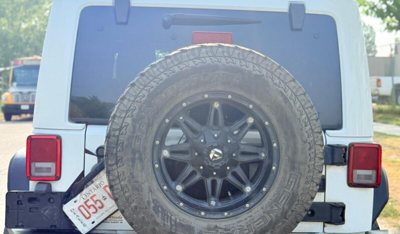 
								2013 Jeep Wrangler 4×4 full									