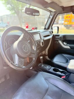 
										2013 Jeep Wrangler 4×4 full									