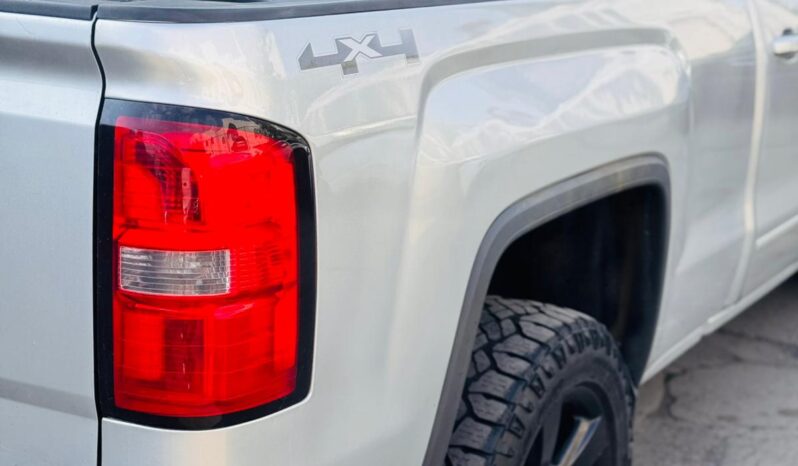 
								2015 GMC Sierra 1500 full									