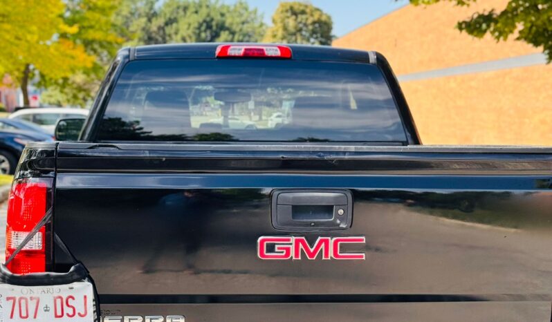 
								2017 GMC Sierra Elevation full									