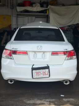 
										2012 Honda Accord V6 Certified Sedan full									